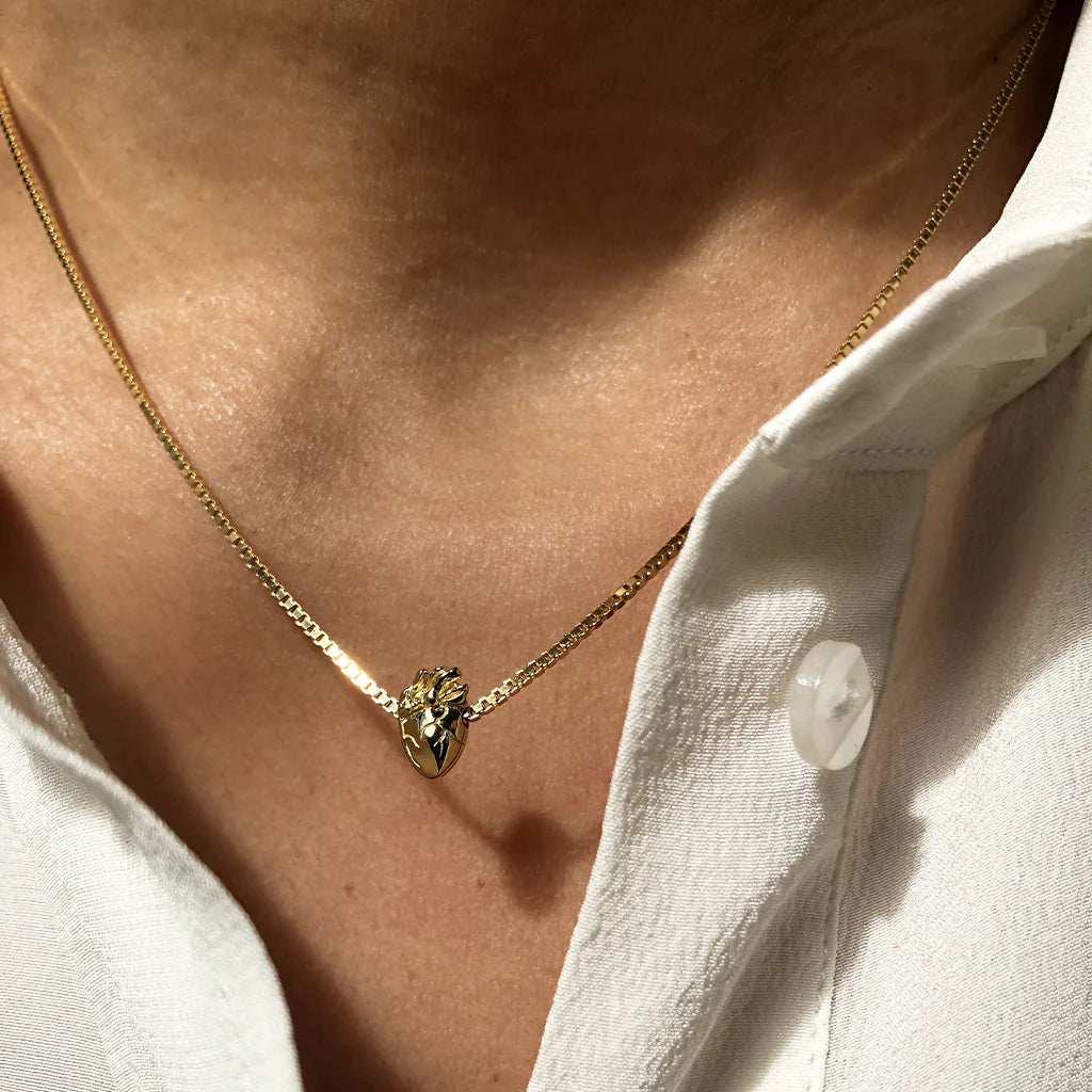 I carry your heart necklace discount