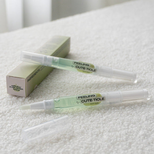 Nourishing Cute-ticle Oil Pen & Gewel Gel Nail Sticker Remover [Green Apple]